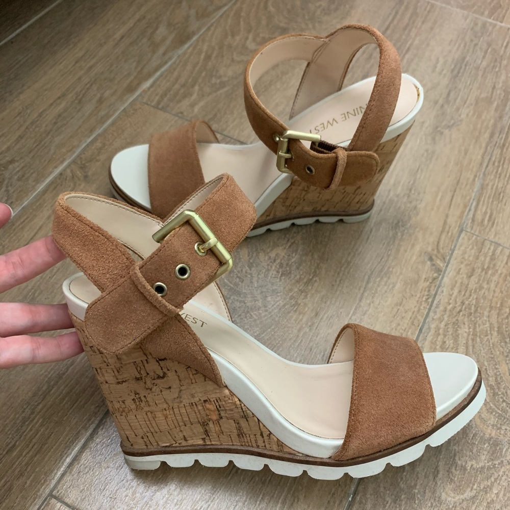 Nine West Gronigen Wedge Sandal, size 6.5